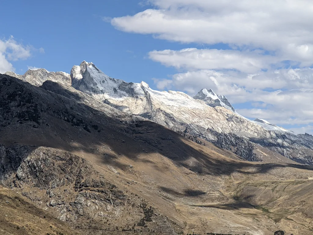 Cordillera Light